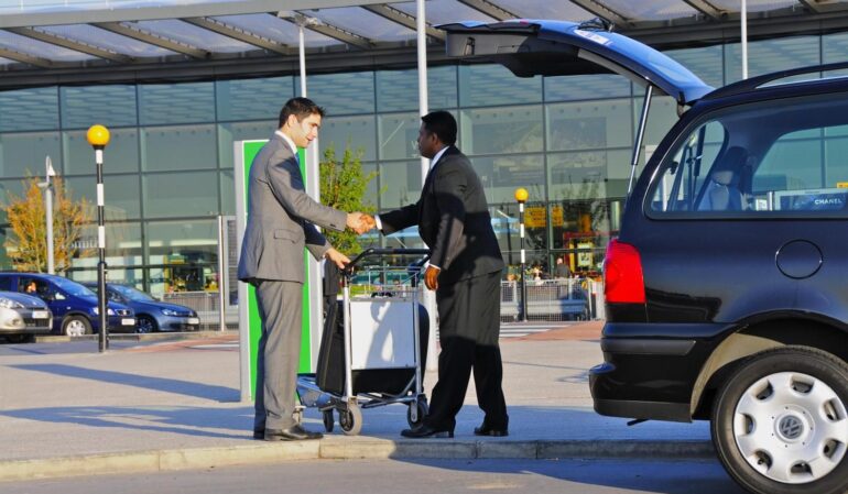 Milton Keynes airport transfers
