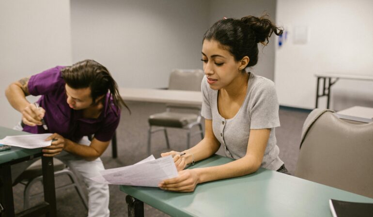 Looking to Pay Someone to Do My Assignment? Here’s the Best Solution