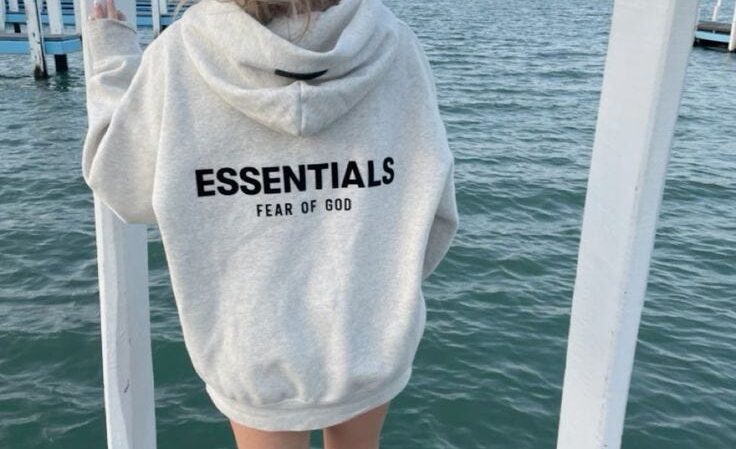 Essentials Hoodies: Redefining Everyday Streetwear
