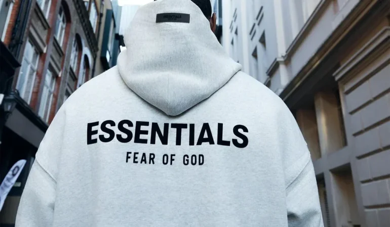 Essentials Tracksuit: A Complete Guide to Modern Everyday Style