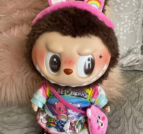Which celebrity made labubu original famous